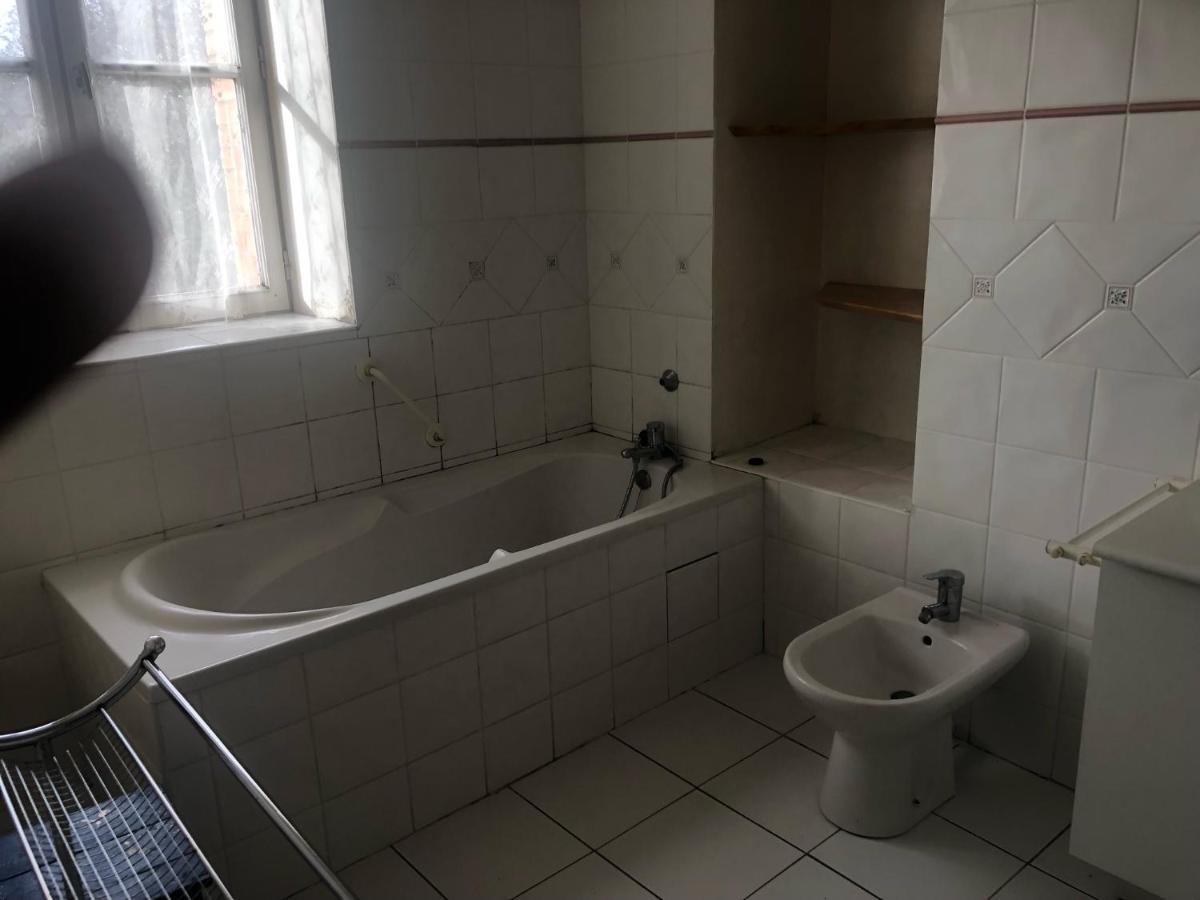 Gite -Belle Maison Dans Une Ancienne Ecole-Tarif Reduit Hors We ! Chanzeaux ภายนอก รูปภาพ